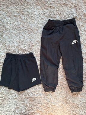 Boys Black Nike Pants Joggers and Shorts Size 4 4T